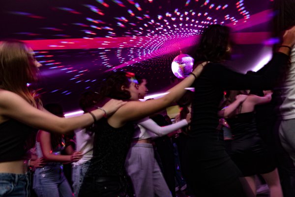 Weihnachts-Jugendparty 2025